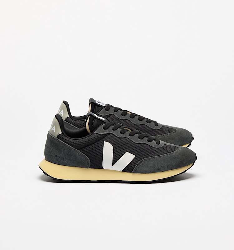 veja baskets rio-branco-ii recycl&eacute; noir ro1803870 Lateral view